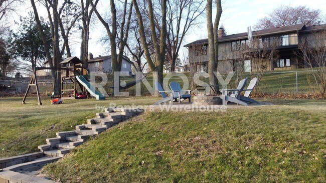 Building Photo - 13808 Frontier Ln