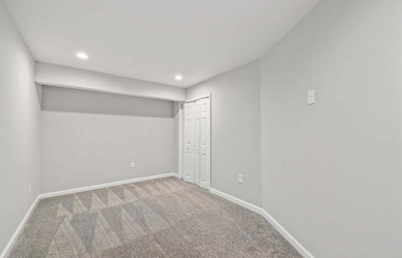 Building Photo - 313 Raft Cove