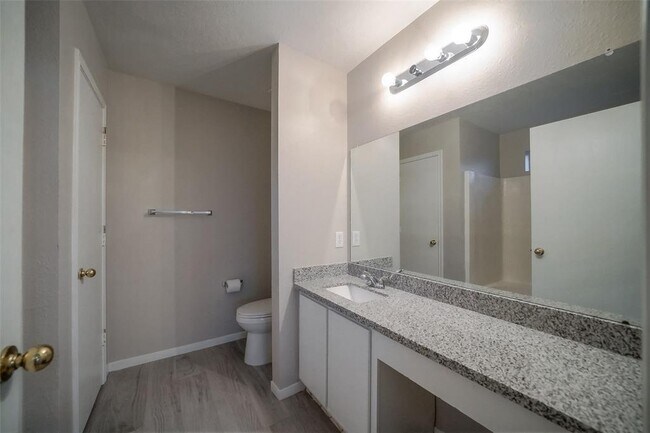 Building Photo - 3106 Centennial Village Dr