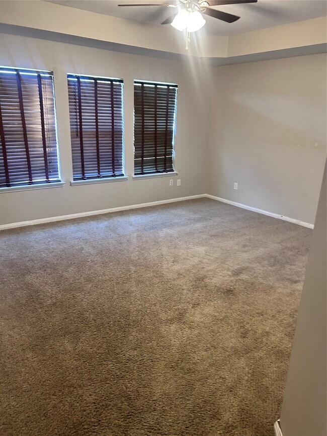 Building Photo - 1606 Misty Fawn Ln