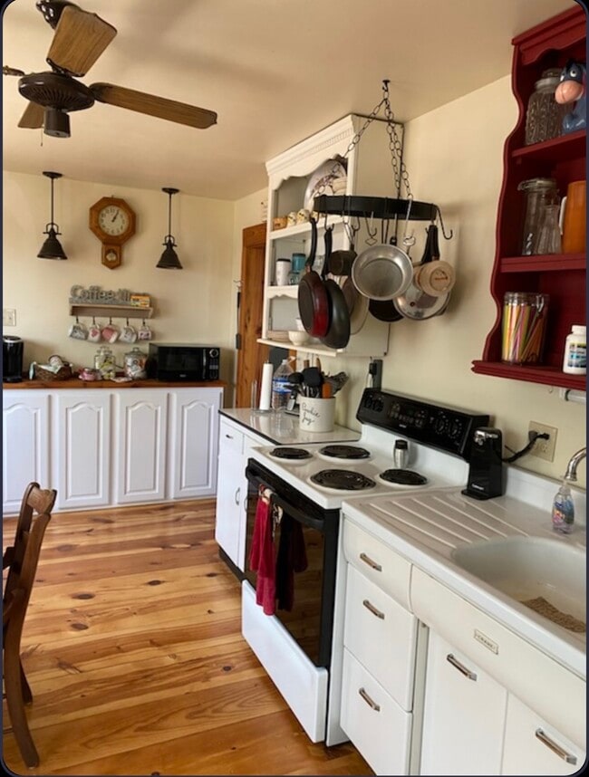 Building Photo - 650 Bluff Ridge Ct