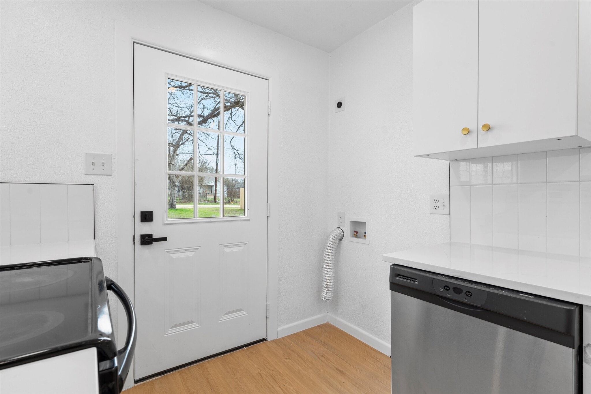 Building Photo - 1209 N 6th St