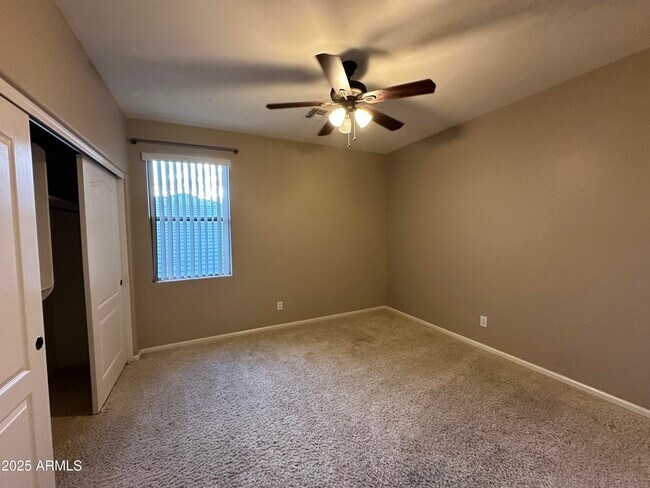 Building Photo - 12534 W Solano Dr