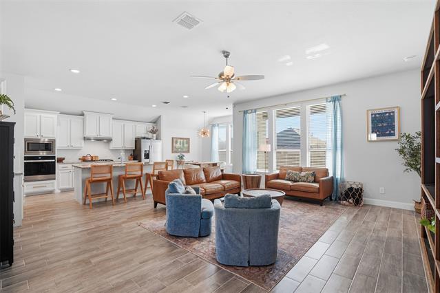 Building Photo - 1027 Moss Grv Trl