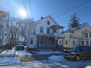 Building Photo - JUST IN TIME FOR THIS COLD WEATHER!!! HEAT INC IN RENT 1-2 BDRM 2ND FL APT W/ OFF ST PARKING