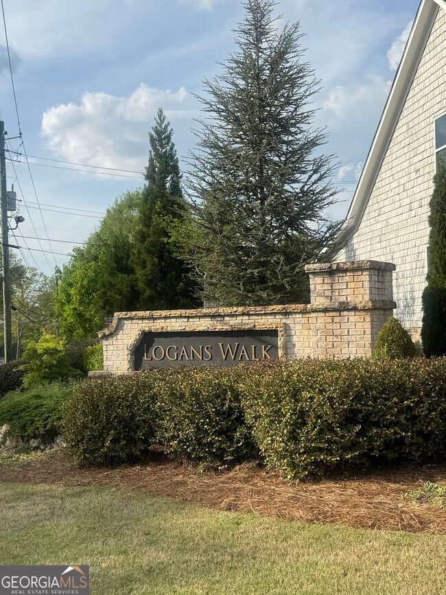 Building Photo - 545 Cresentry Brook