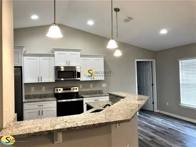 Building Photo - 169 Juniper Way
