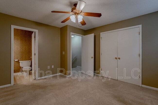 Building Photo - 132 Shockley St
