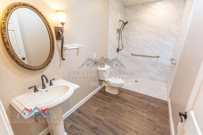 Building Photo - 38414 N 12th St