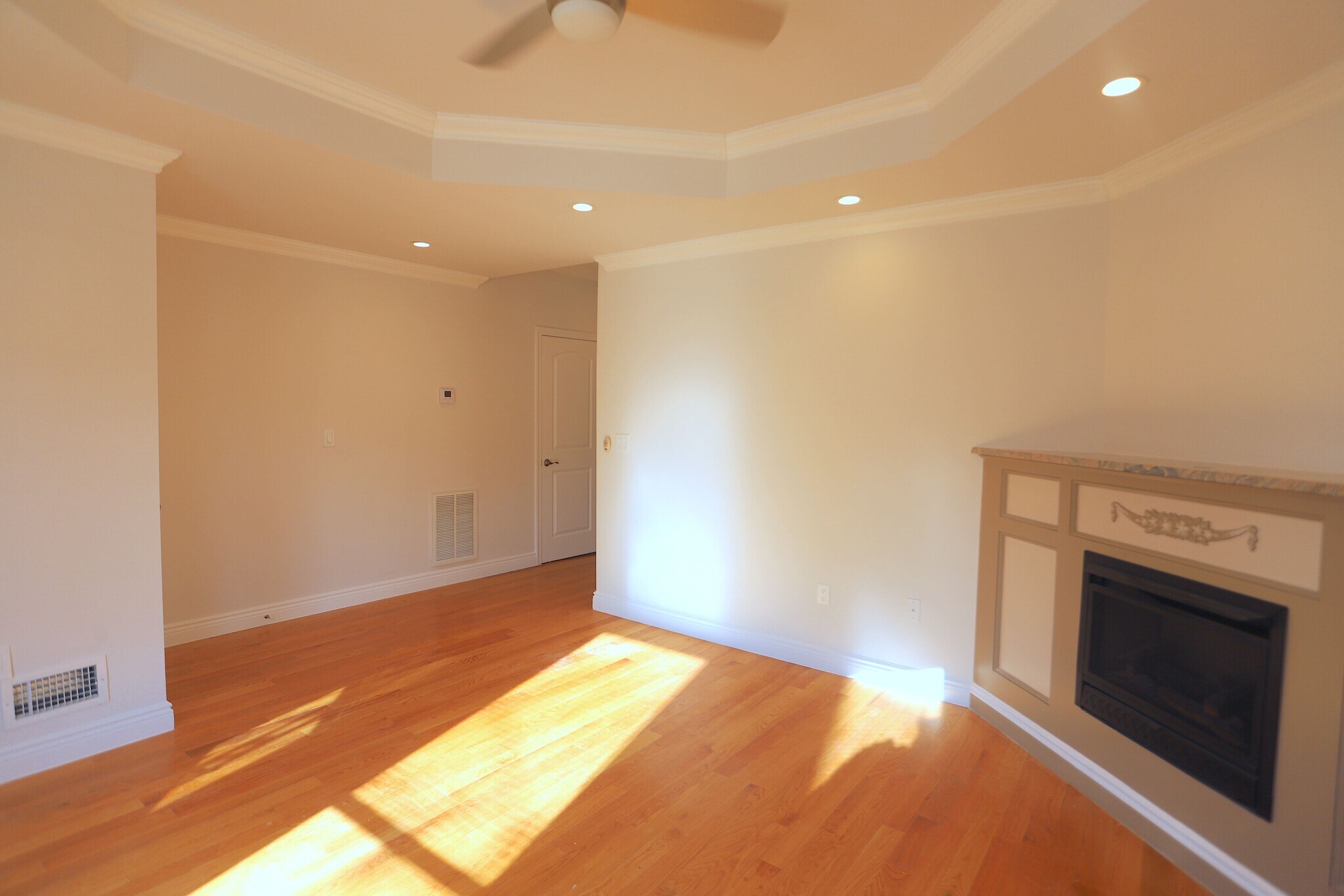 Building Photo - 106 Poplar St