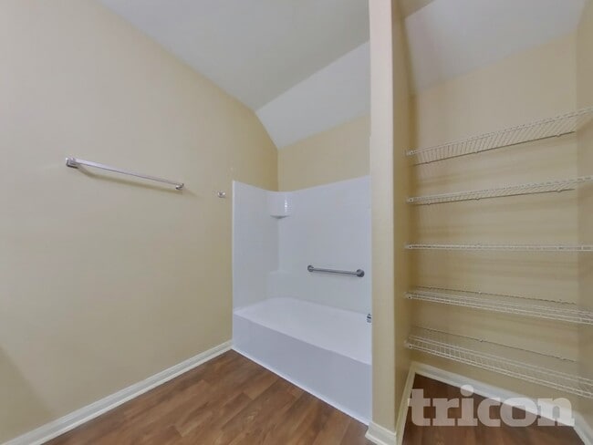 Building Photo - 2063 Sweet Lilac Dr