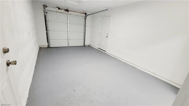 Building Photo - 6525 Clemson Ave