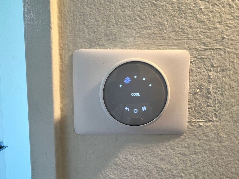 Building Photo - 3715 S Canfield Ave