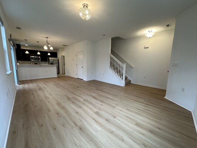 Building Photo - 2802 Rowling Wy