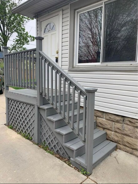 Primary Photo - 2763 S 71st St