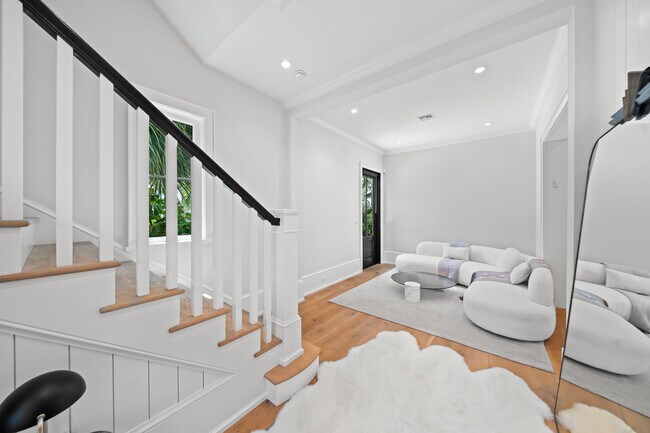 Building Photo - 5525 Jimmy Buffett Mem Hwy