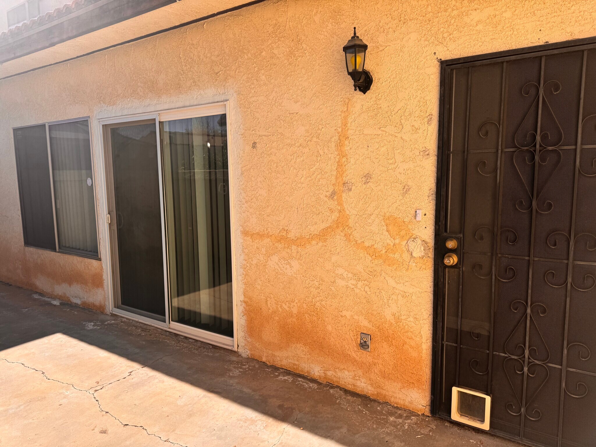 Building Photo - 2120 El Domingo Cir