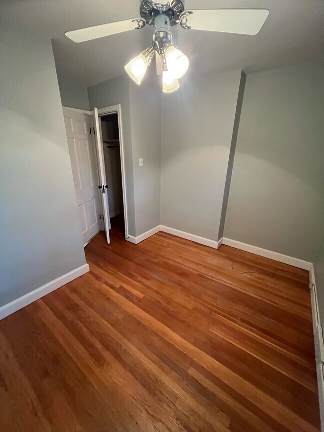 Building Photo - 101 E Westfield Blvd