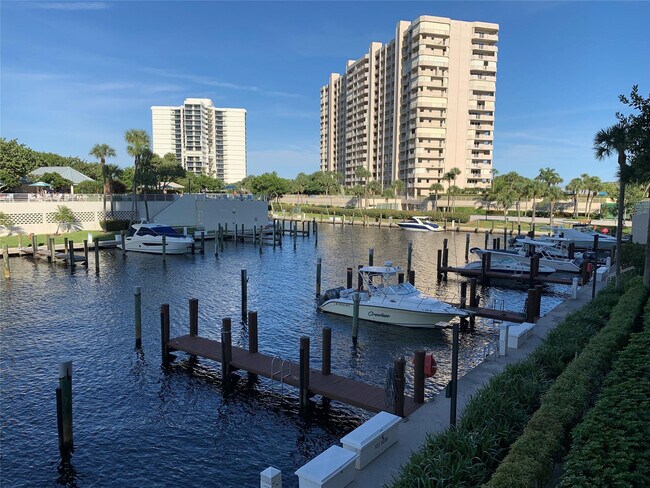 Building Photo - 4101 N Ocean Blvd