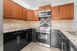 Building Photo - 5311 53rd Way