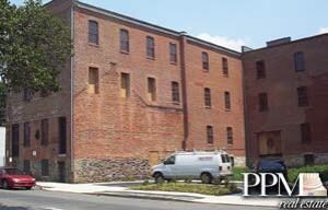Building Photo - 425 N Prince St