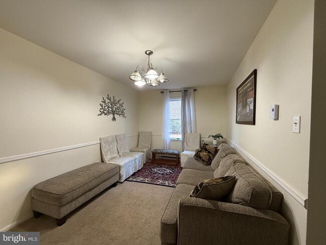 Building Photo - 410 N 5th Ave