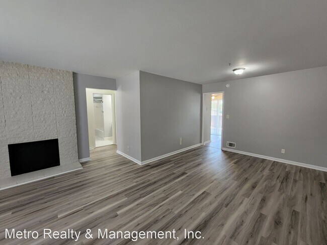 Building Photo - 2 br, 1.5 bath House - 1938  Goldsmith Lane