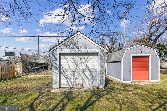 Building Photo - 5926 Old Frederick Rd