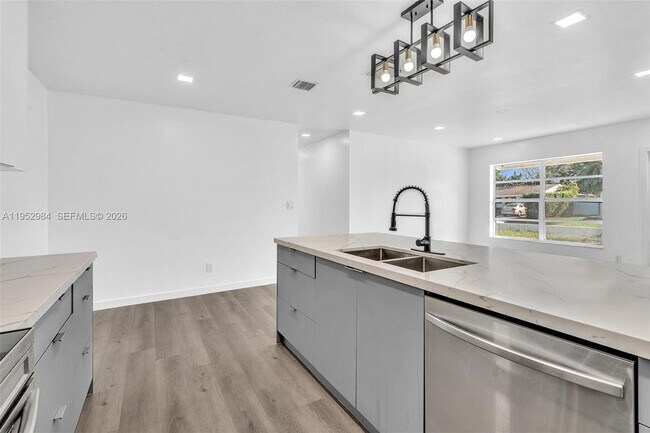 Building Photo - 7041 Raleigh St