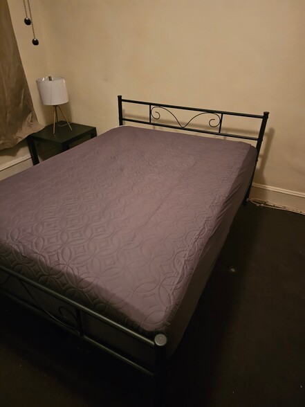 Building Photo - 4900 Aspen St