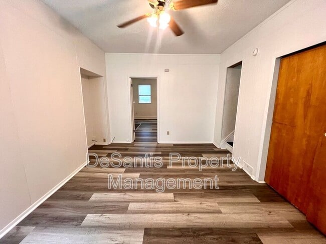 Building Photo - 1509 Hatteras St