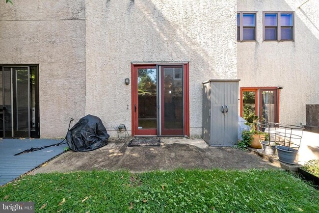 Building Photo - 4041 Cresson St
