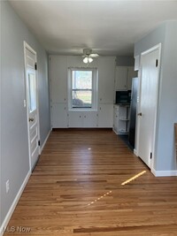 Building Photo - 196 Wolf Ave