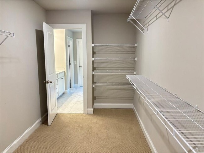 Building Photo - 5800 Arbor Green Cir