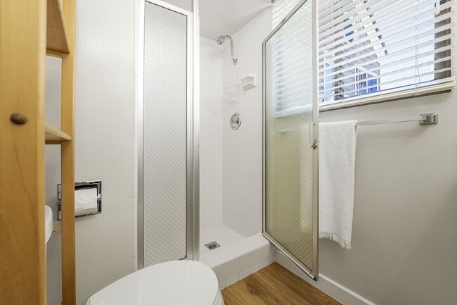 Building Photo - "Charming Furnished Retreat: Classic Cozy ...