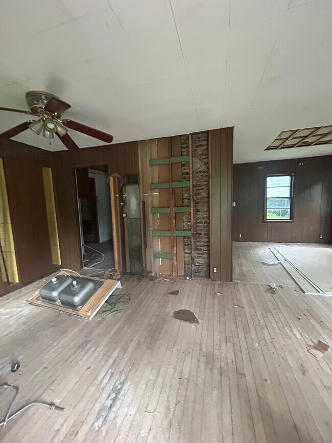 Building Photo - 17 Cahokia St
