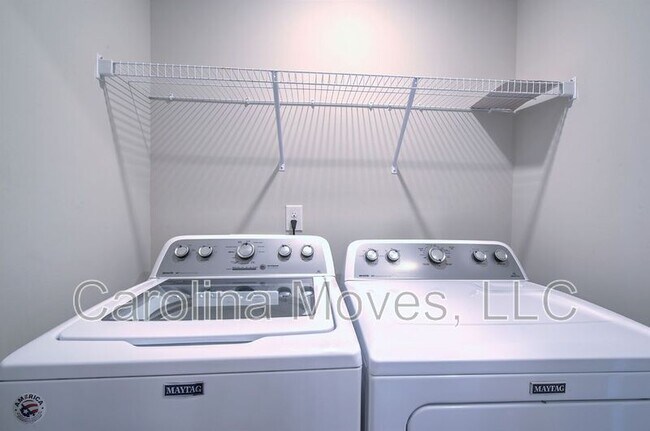 Building Photo - 251 Keaton Ct