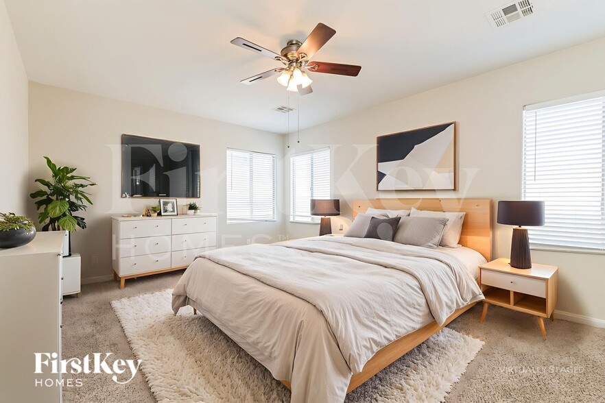 Building Photo - 28 Delighted Ave