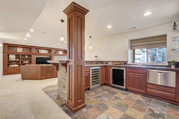 Building Photo - 15585 Timberside Ct
