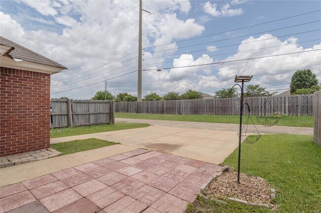 Building Photo - 1161 Stafford Dr