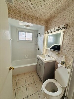 Building Photo - 19 Harding Ave