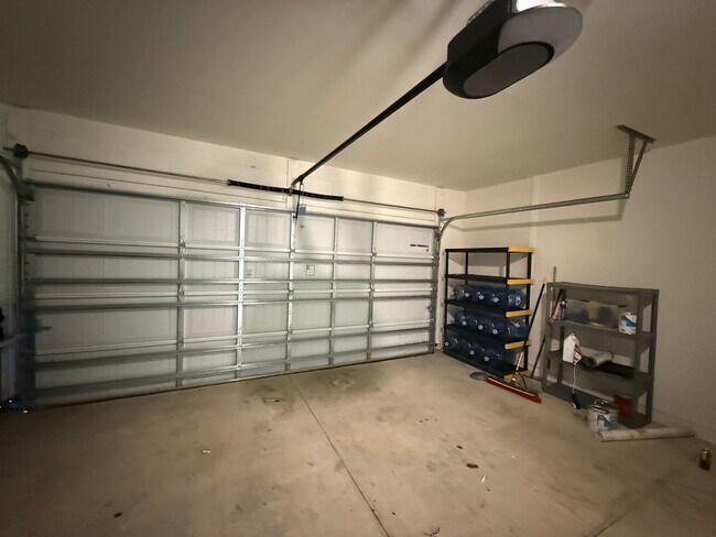 Building Photo - 11106 Amber Ridge Dr