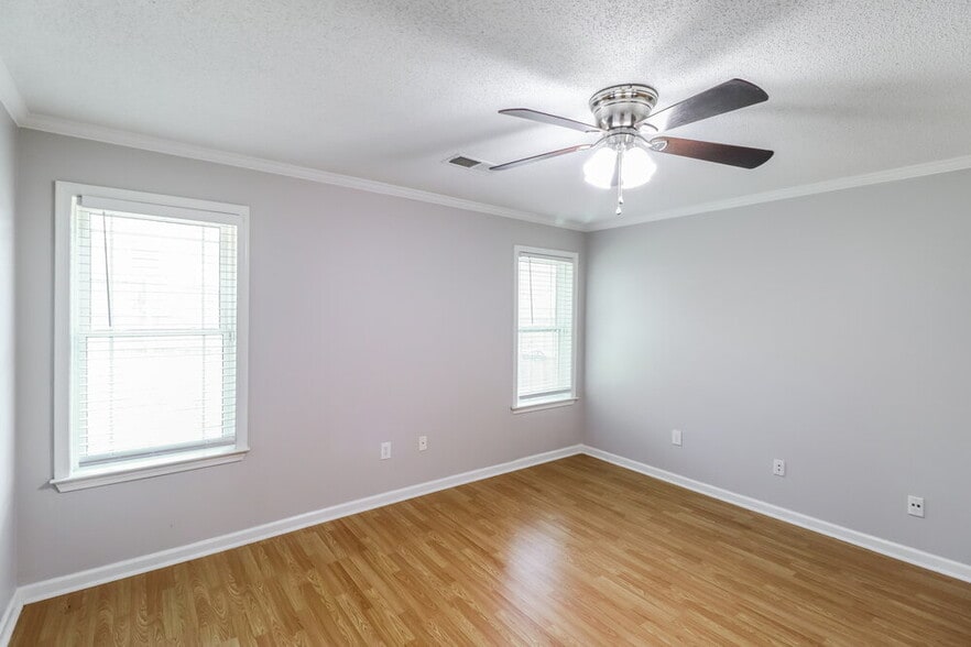 Building Photo - 15 Cypress Grove Cove