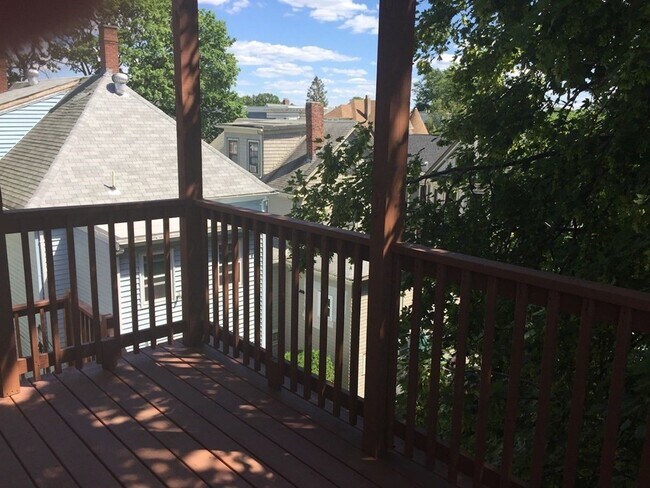 Building Photo - 6 Dawes Terrace