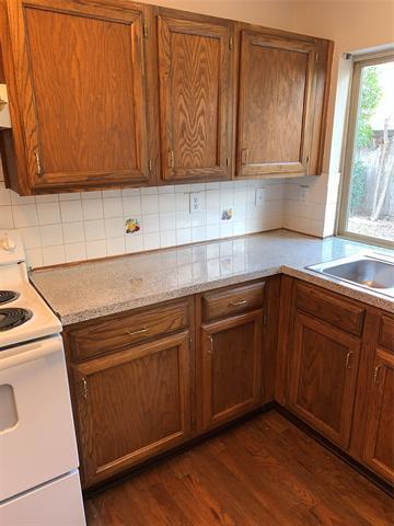 Building Photo - 1605 Spanish Trail