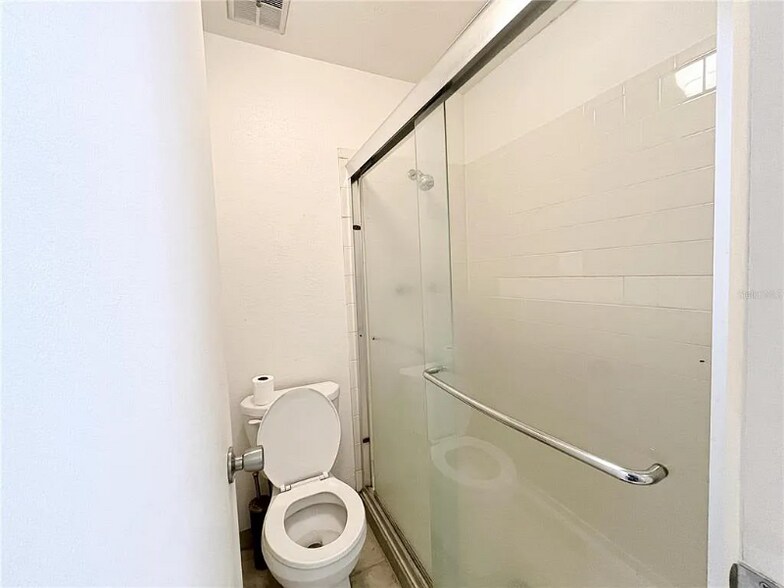 Building Photo - 2811 SW Archer Rd