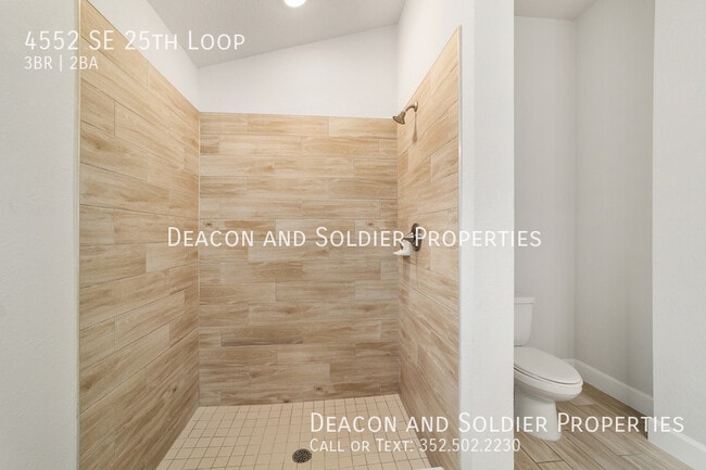 Building Photo - 4552 SE 25th Loop