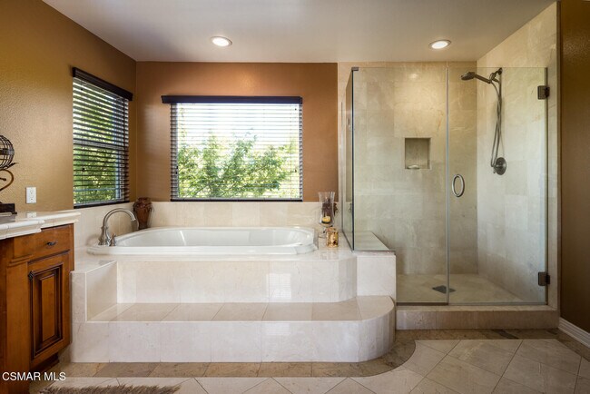 Building Photo - 1508 Warmsprings