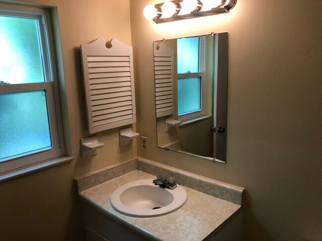 Building Photo - This home is truly a must see.