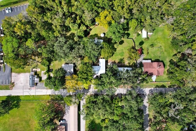 Building Photo - 750 NE 2nd Ave